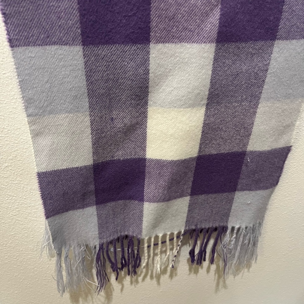 ITALY DESIGN 100% CASHMERE LAVENDER PURPLE WHITE PLAID FRINGE SCARF - Picture 7 of 10